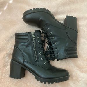 Brash heeled combat boots with zipper and laces , women’s 8.5